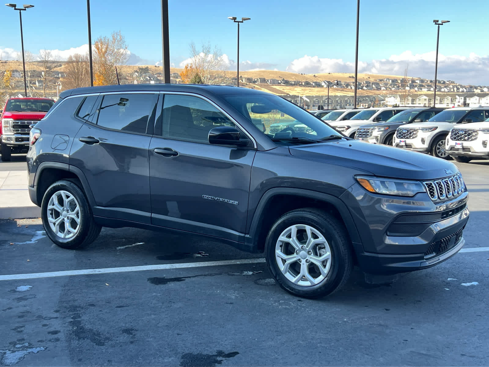 Used 2024 Jeep Compass Sport image 5
