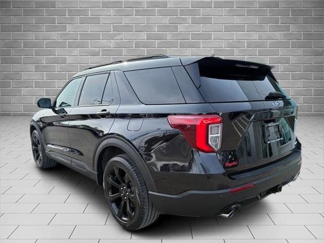 Certified 2024 Ford Explorer ST-Line w/ Class IV Trailer Tow Package image 3