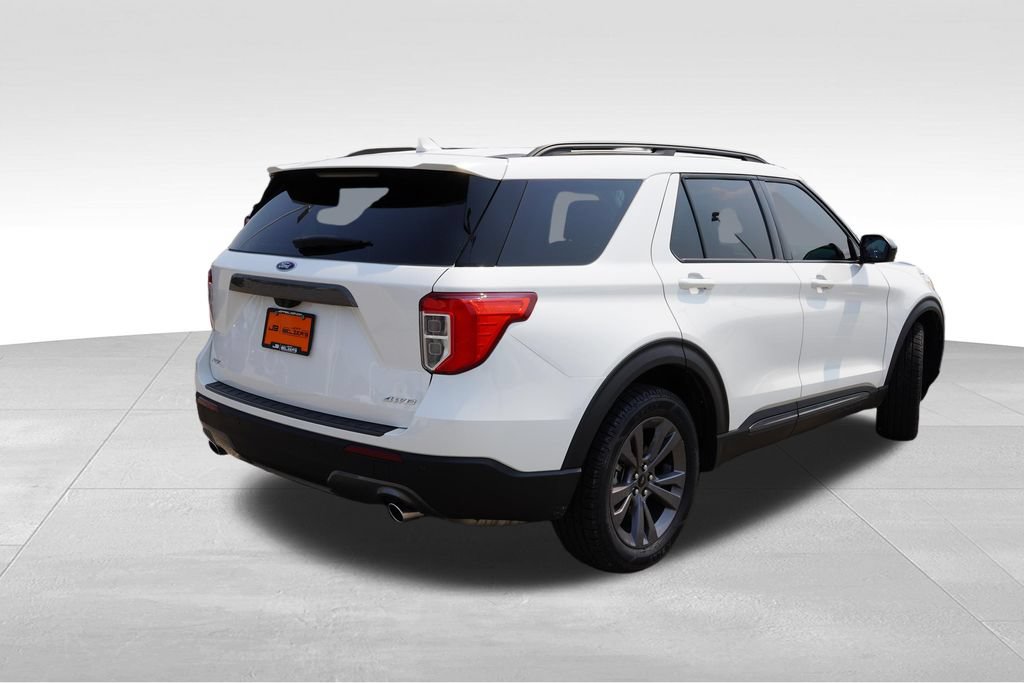 Certified 2024 Ford Explorer XLT w/ Equipment Group 202A AWD/4WD image 5
