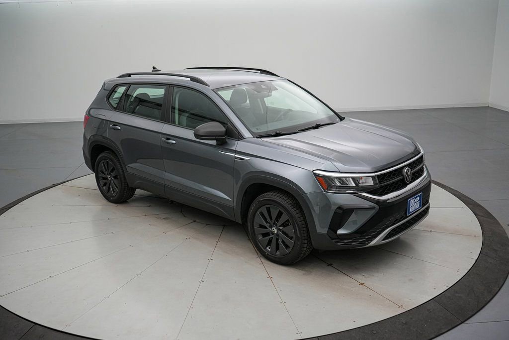 Used 2024 Volkswagen Taos S image 8