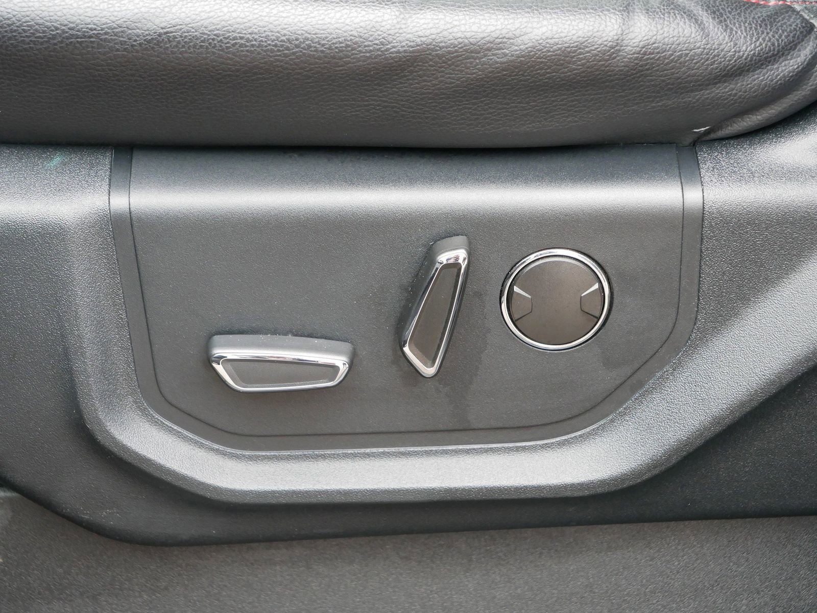 Certified 2021 Ford Expedition Limited image 16