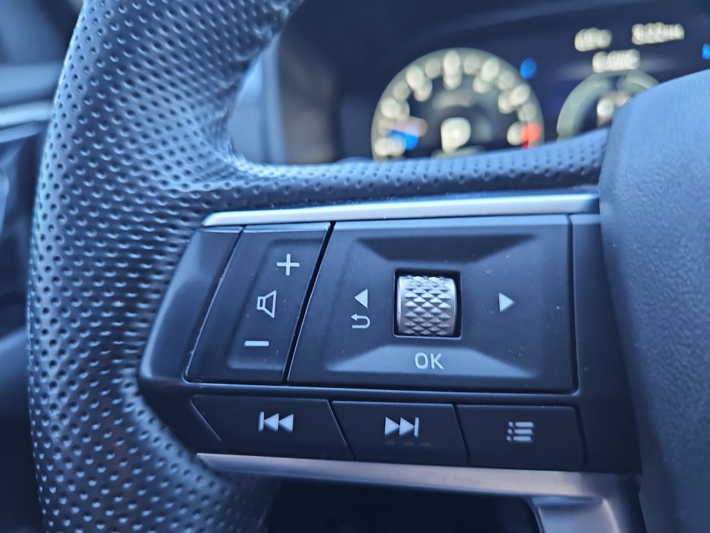 Used 2024 Mitsubishi Outlander SEL Black Edition AWD/4WD image 17