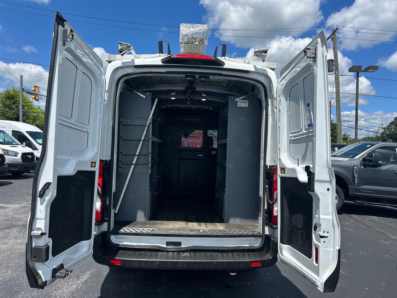 Certified 2019 Ford Transit 150 130 Medium Roof RWD image 10