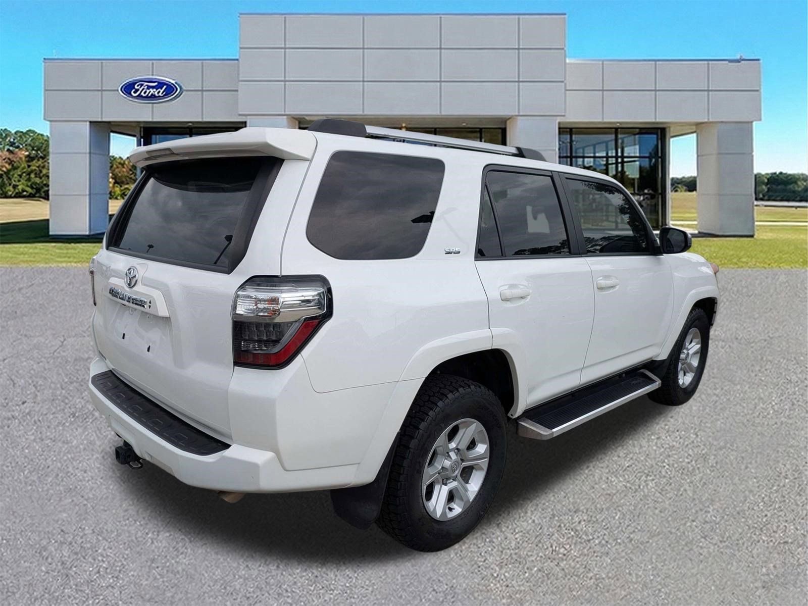 Used 2022 Toyota 4Runner SR5 RWD image 2