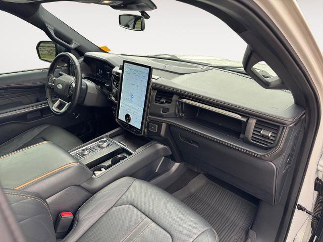 Certified 2023 Ford Expedition Platinum AWD/4WD image 15