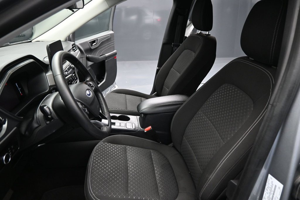 Certified 2023 Ford Escape Active FWD image 9