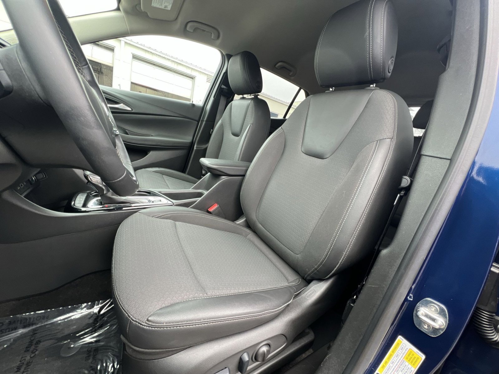 Used 2023 Buick Encore GX Select w/ Safety Package II image 13