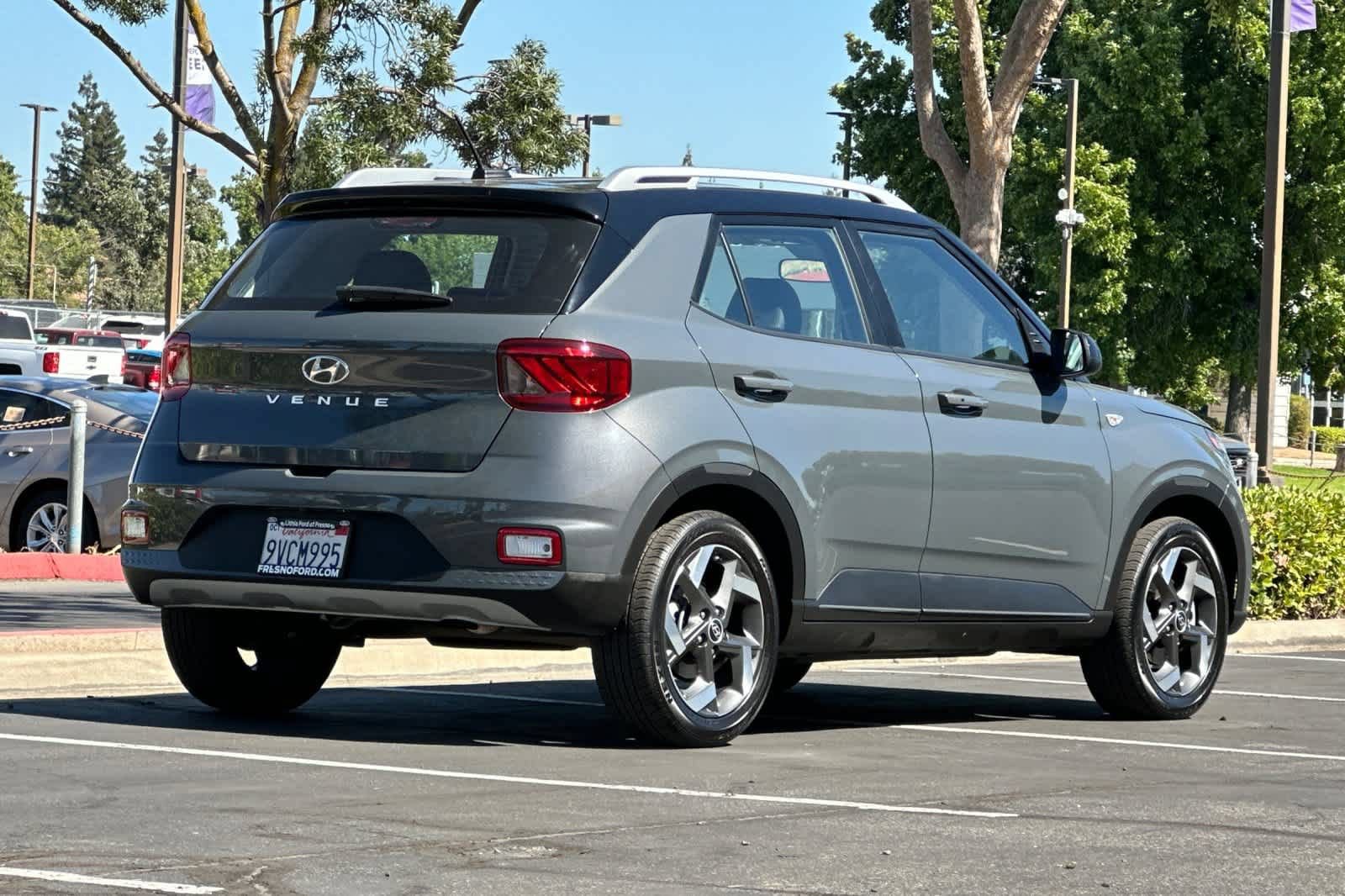 Used 2026 Hyundai Venue SEL FWD video 2