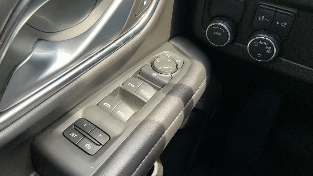 Used 2022 Chevrolet Tahoe LT RWD image 14
