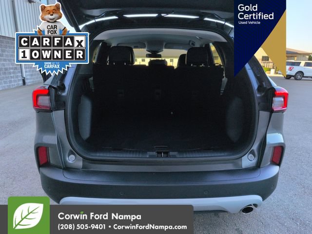 Certified 2025 Ford Escape Platinum AWD/4WD image 30
