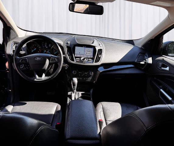 Certified 2019 Ford Escape Titanium AWD/4WD image 5