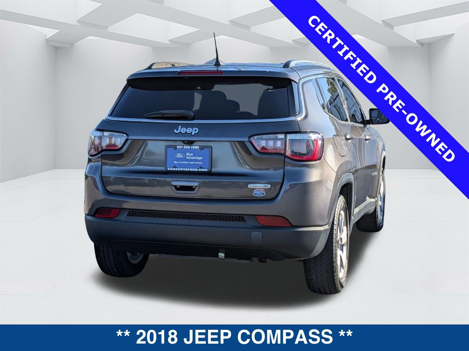 Used 2018 Jeep Compass Latitude w/ Popular Equipment Group image 5