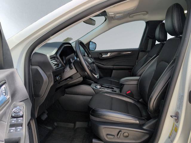 Certified 2024 Ford Escape SE FWD image 13