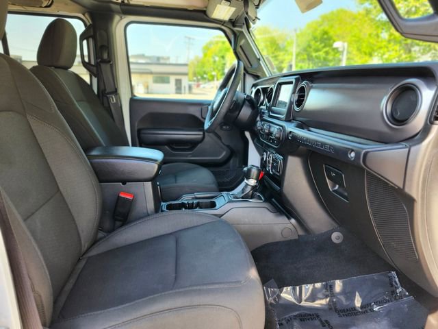 Used 2023 Jeep Wrangler Unlimited w/ Convenience Group AWD/4WD image 11