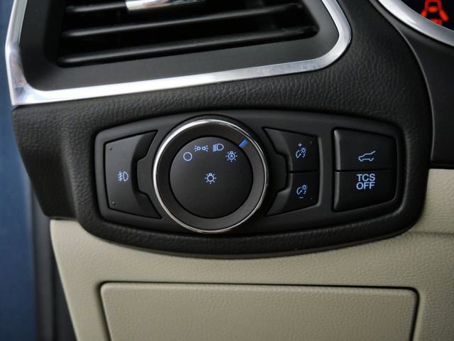 Certified 2019 Ford Edge Titanium w/ Cold Weather Package image 24