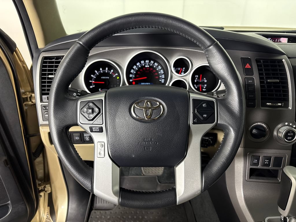 Used 2017 Toyota Sequoia Limited w/ Safety & Convenience Package AWD/4WD image 16