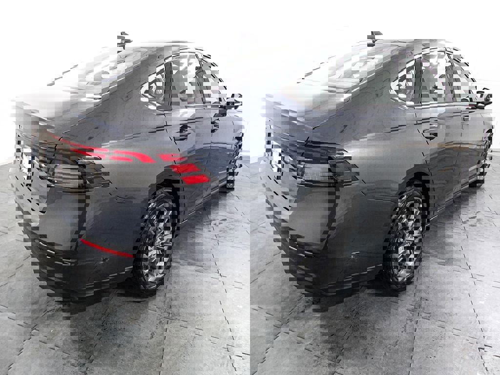 Used 2024 Honda Accord EX image 5