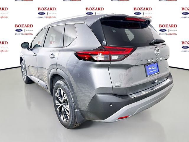 Used 2021 Nissan Rogue SV w/ Premium Package image 6
