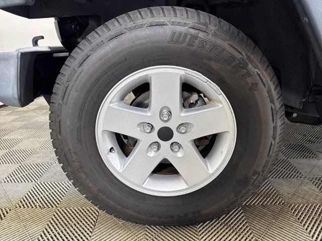 Used 2017 Jeep Wrangler Unlimited Sport w/ Quick Order Package 24S AWD/4WD image 13