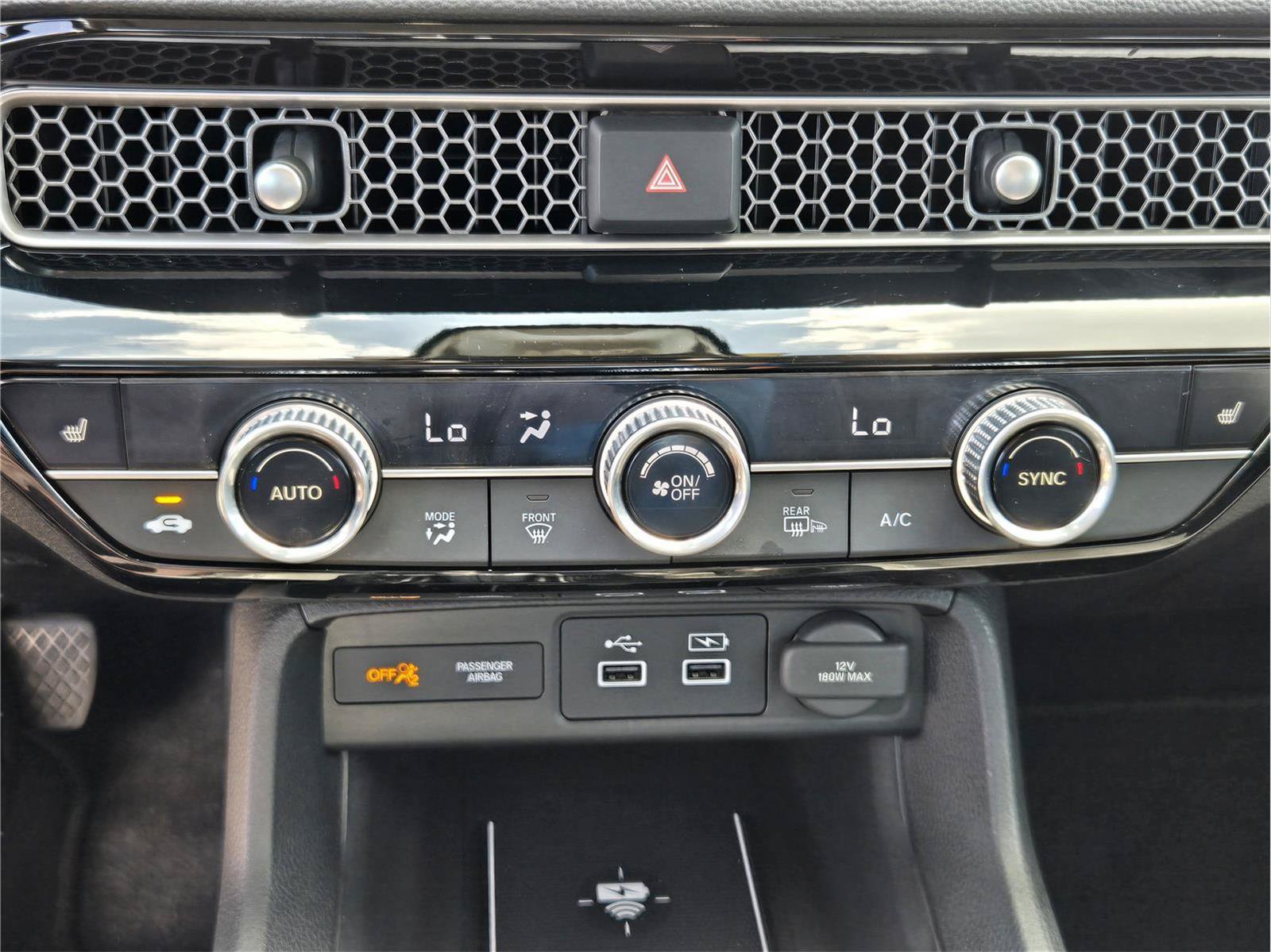 Used 2022 Honda Civic Touring image 17