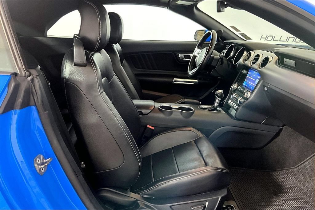 Certified 2022 Ford Mustang Premium RWD image 5