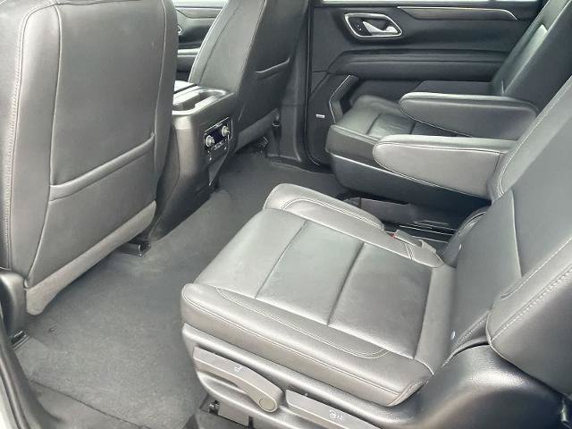 Used 2022 Chevrolet Suburban Z71 w/ Luxury Package AWD/4WD image 18