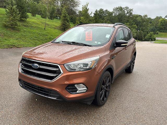Certified 2017 Ford Escape Titanium w/ Canadian Touring Package AWD/4WD image 8
