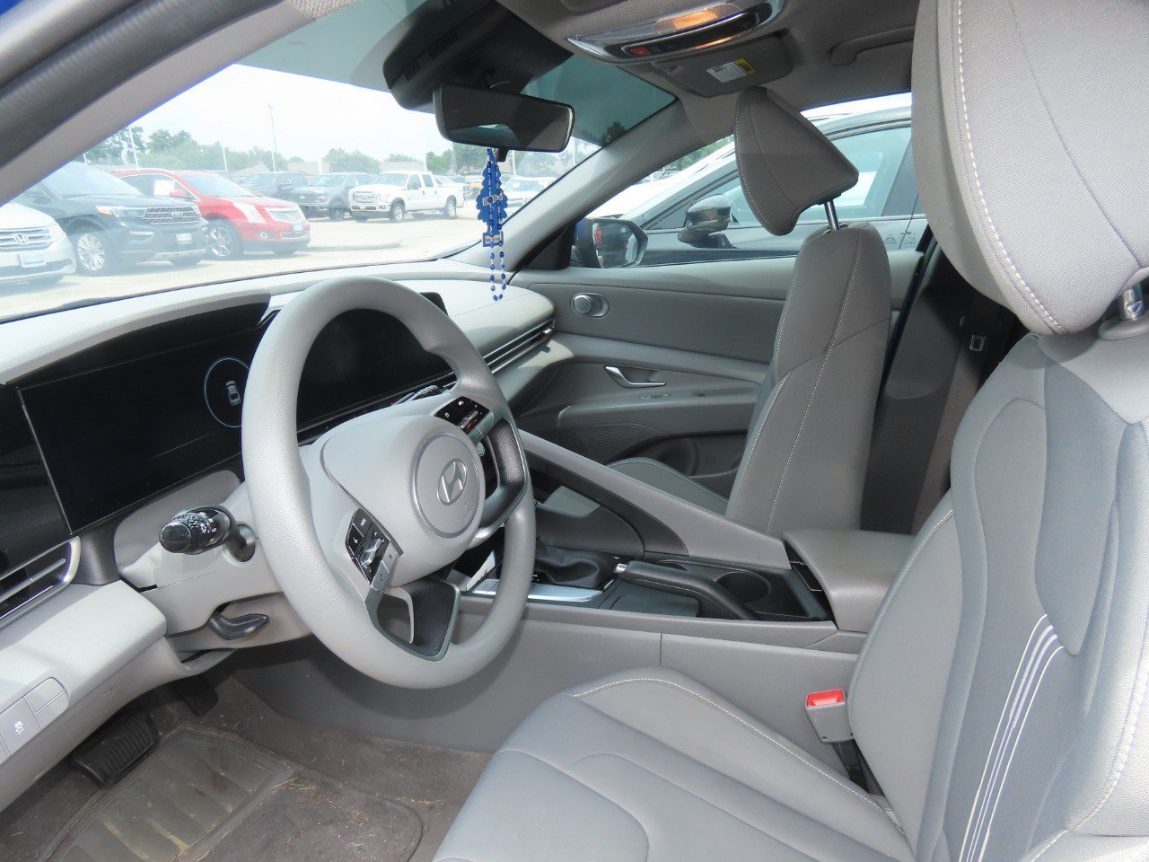 Used 2024 Hyundai Elantra SEL FWD image 23