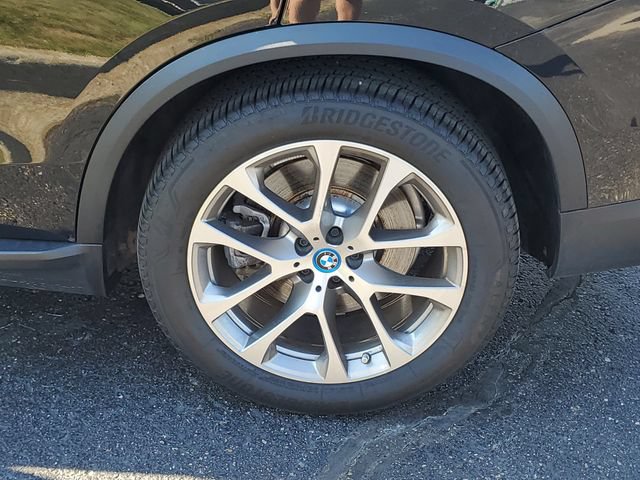 Used 2024 BMW X5 xDrive50e AWD/4WD image 42