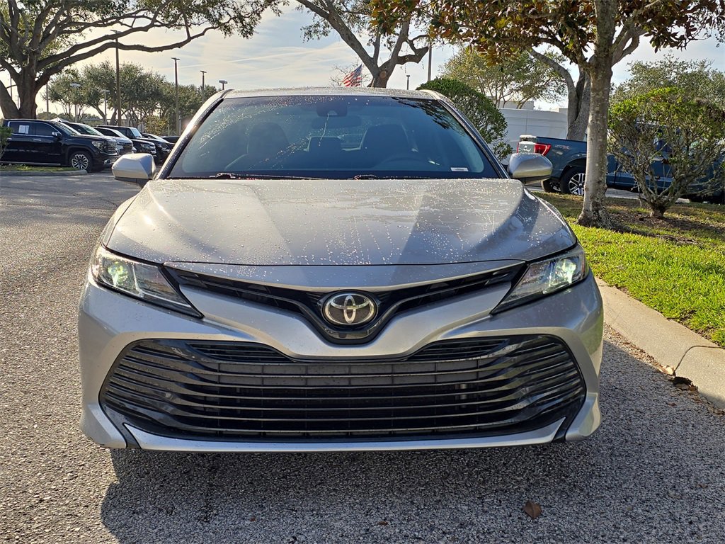 Used 2018 Toyota Camry L image 5