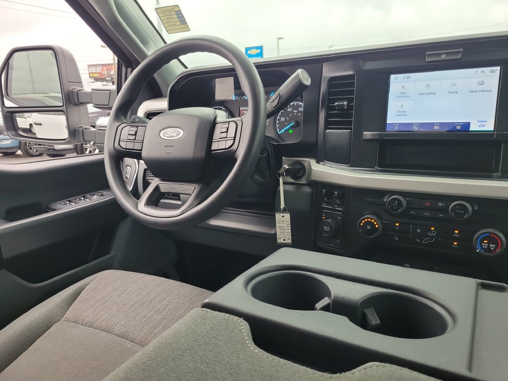 Certified 2025 Ford F350 XLT AWD/4WD image 13