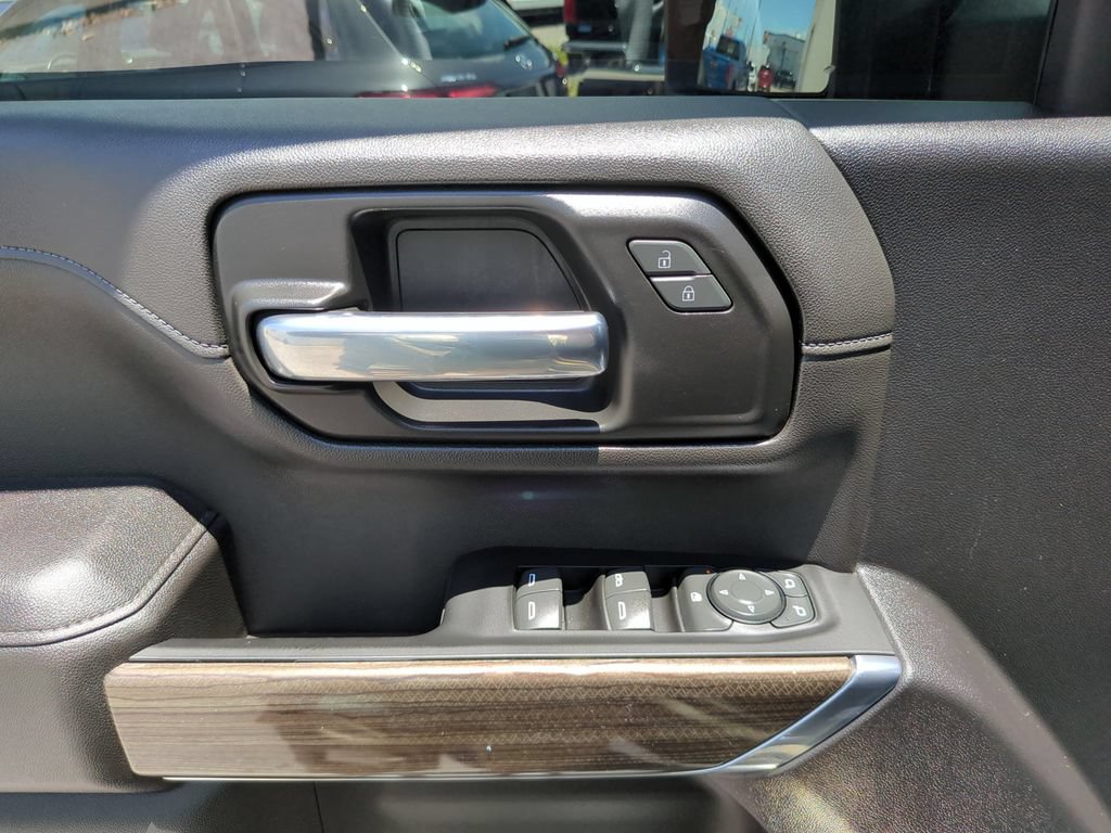 Used 2023 Chevrolet Silverado 2500 LT AWD/4WD image 21