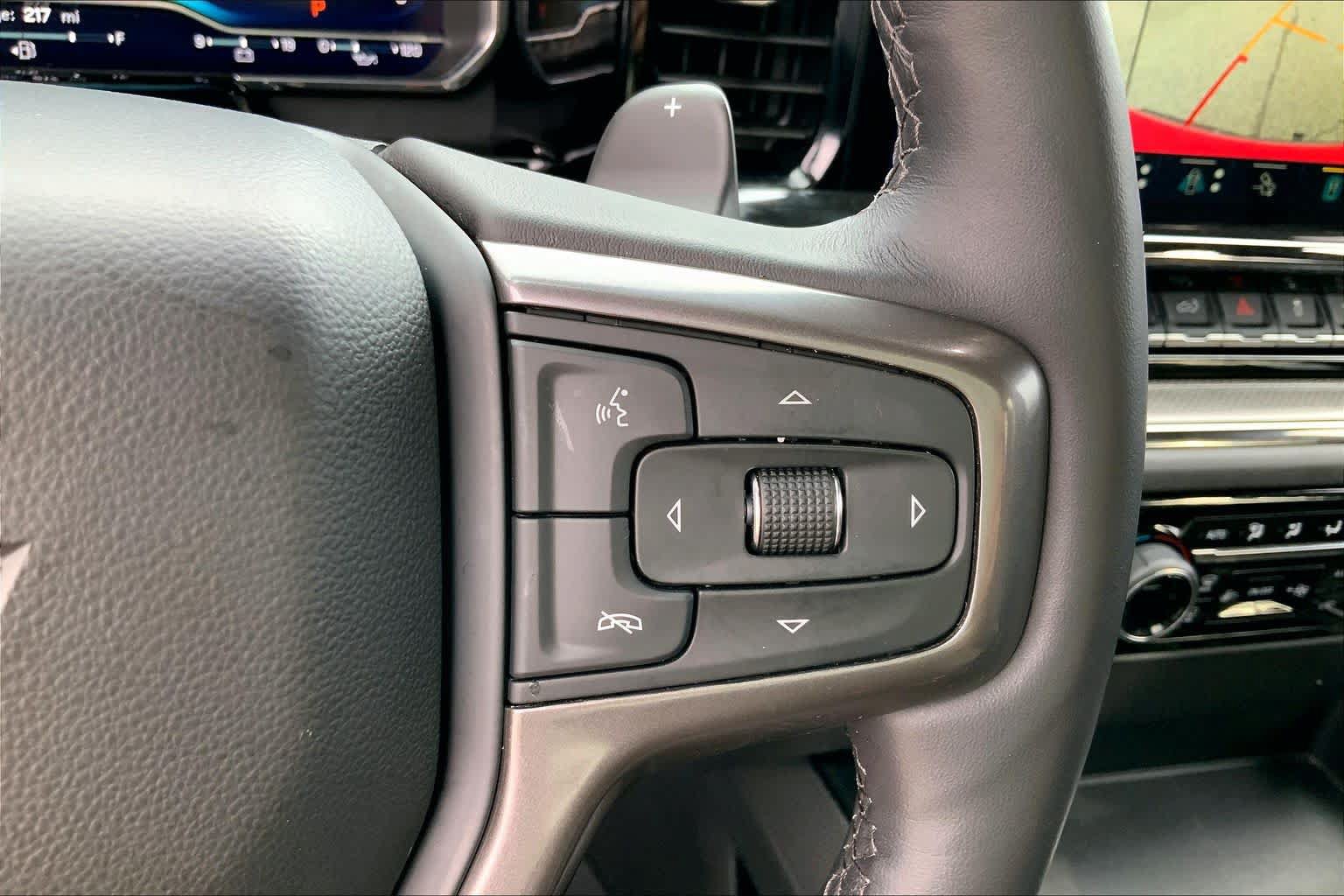 Used 2023 Chevrolet Silverado 1500 ZR2 AWD/4WD image 23