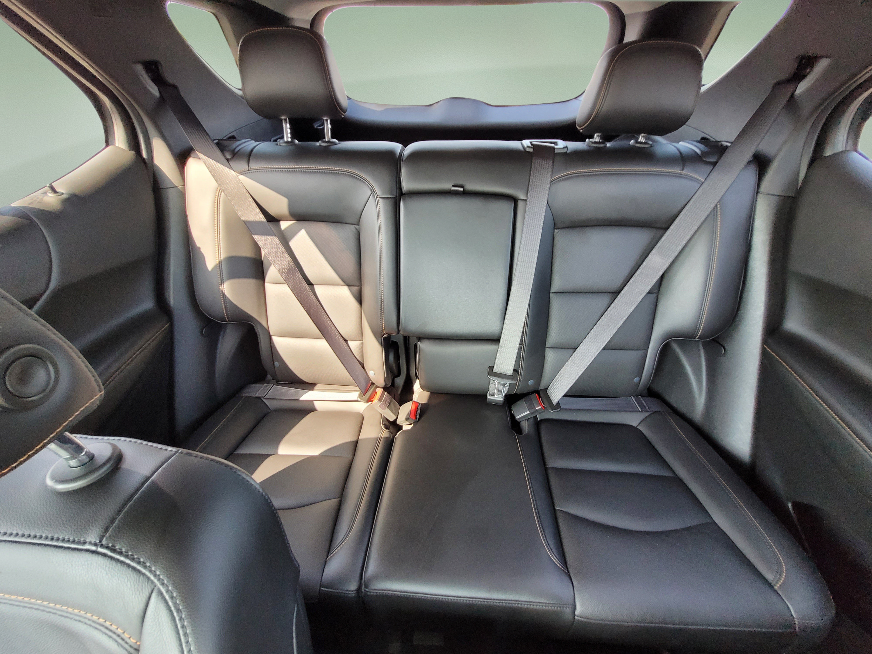 Used 2021 Chevrolet Equinox Premier w/ Redline Edition FWD image 19