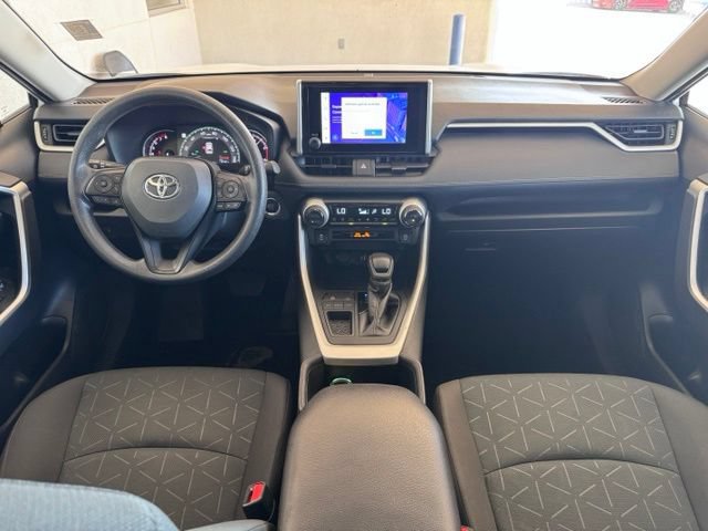 Used 2024 Toyota RAV4 XLE FWD image 12
