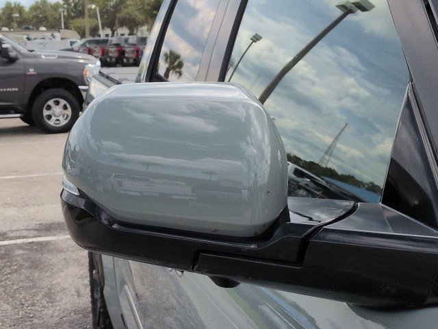 Used 2025 Toyota Tundra Platinum AWD/4WD image 12