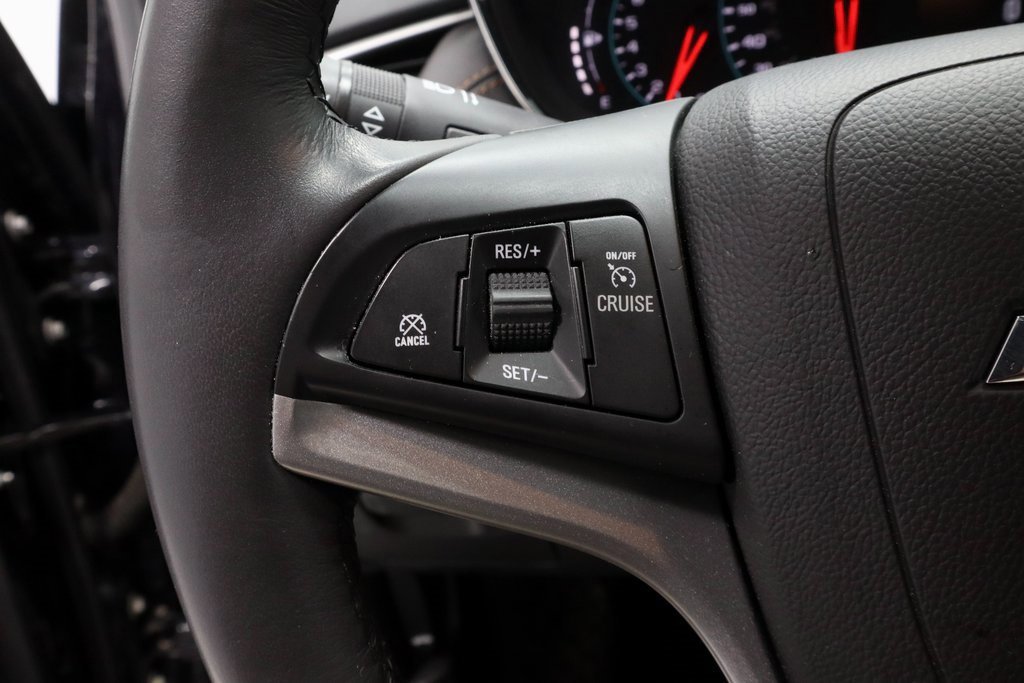 Used 2022 Chevrolet Trax LT w/ Premium Seat Package image 28