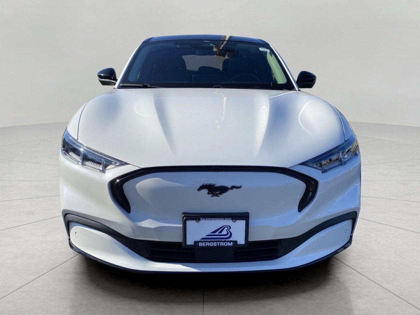 Certified 2021 Ford Mustang Mach-E Premium AWD/4WD image 3