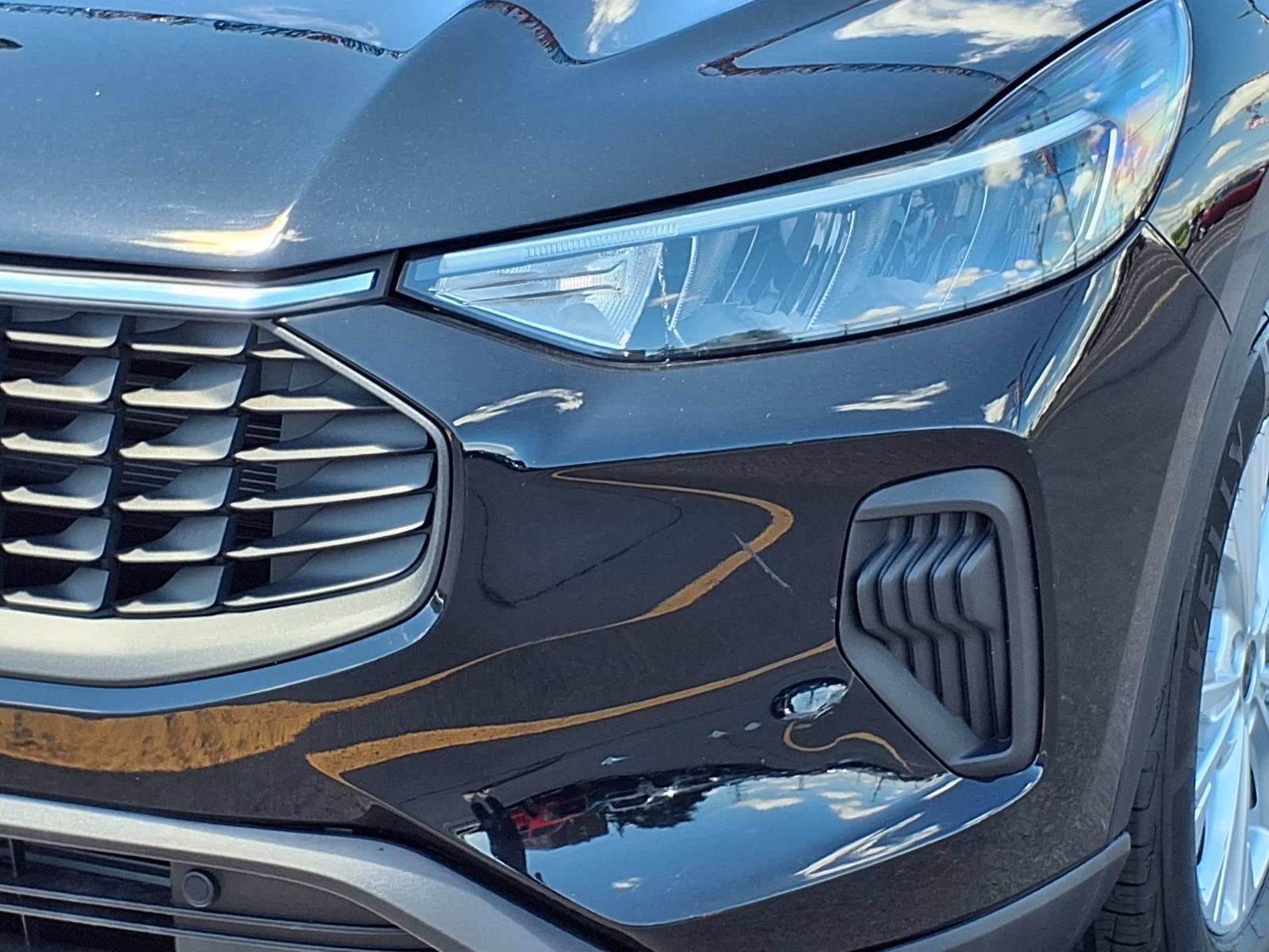 Certified 2023 Ford Escape Active AWD/4WD image 31