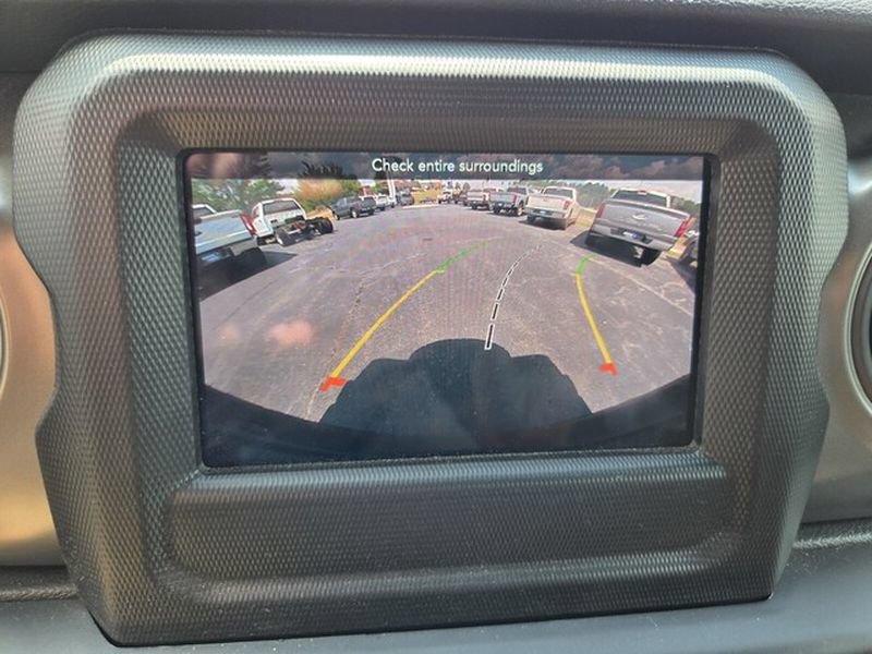 Used 2022 Jeep Wrangler Sport AWD/4WD image 25
