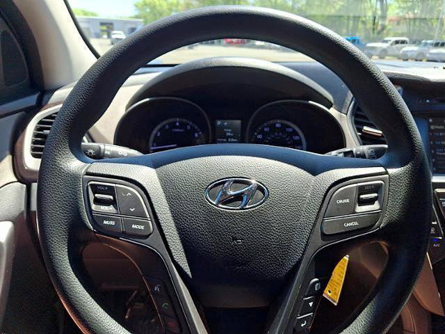 Used 2019 Hyundai Santa Fe XL SE FWD image 20