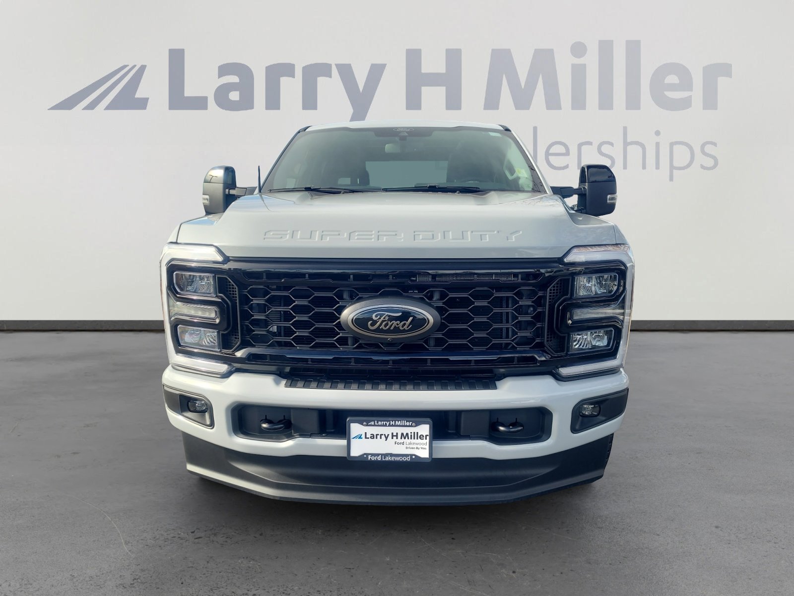 Certified 2025 Ford F350 Lariat w/ Black Appearance Package image 8