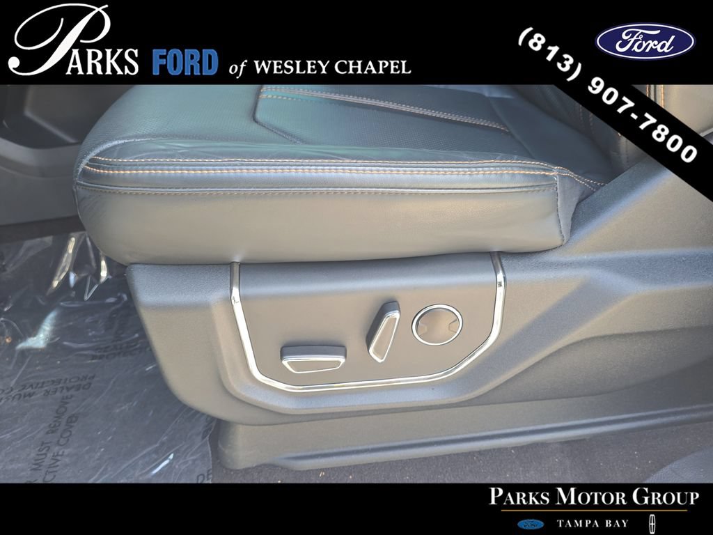 Certified 2023 Ford Expedition Platinum AWD/4WD image 19