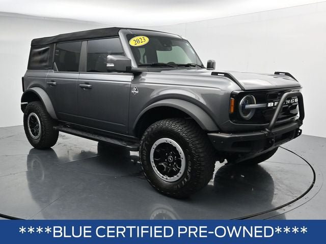 Certified 2023 Ford Bronco Outer Banks w/ Sasquatch Package AWD/4WD image 2