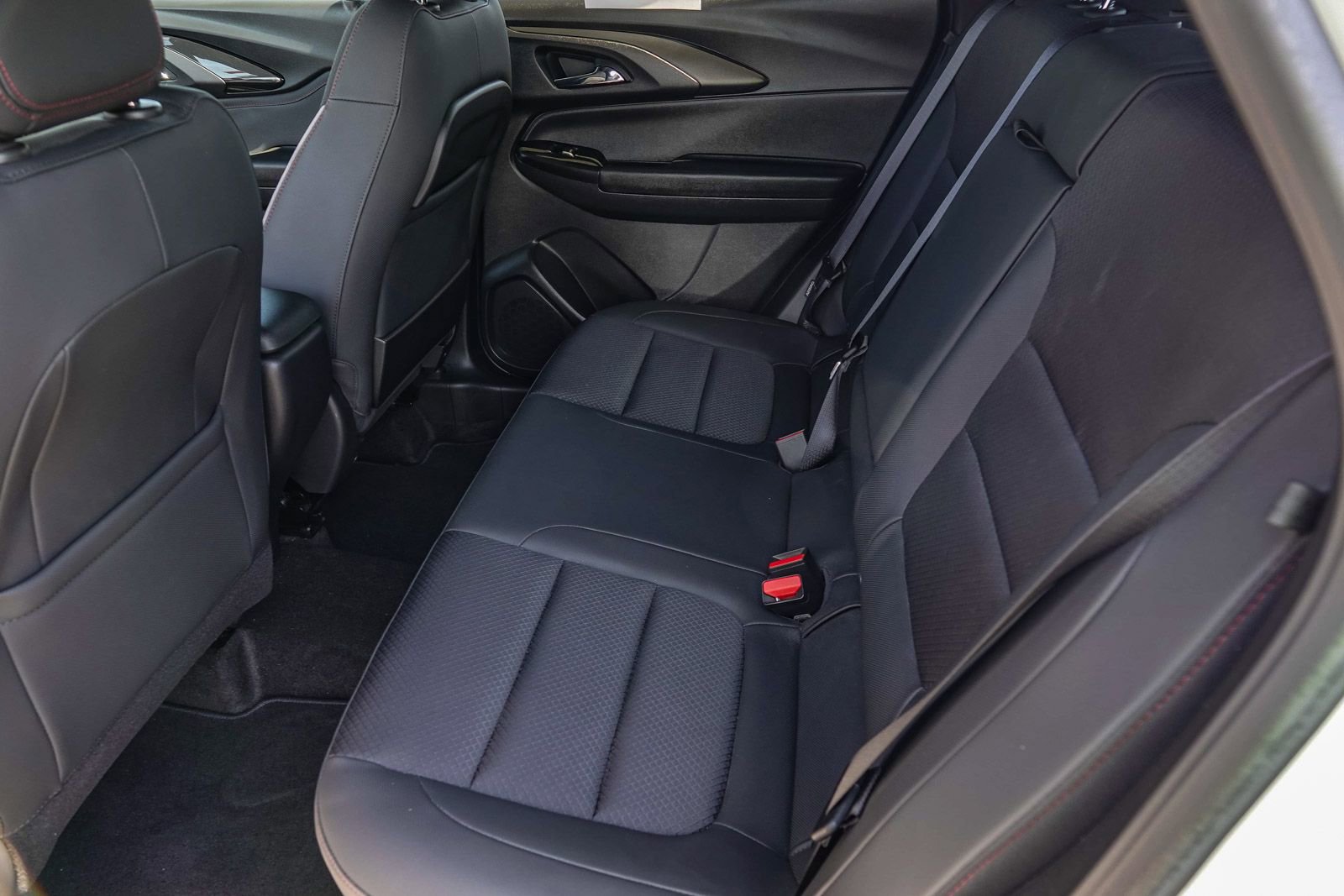 Used 2022 Chevrolet TrailBlazer RS AWD/4WD image 17
