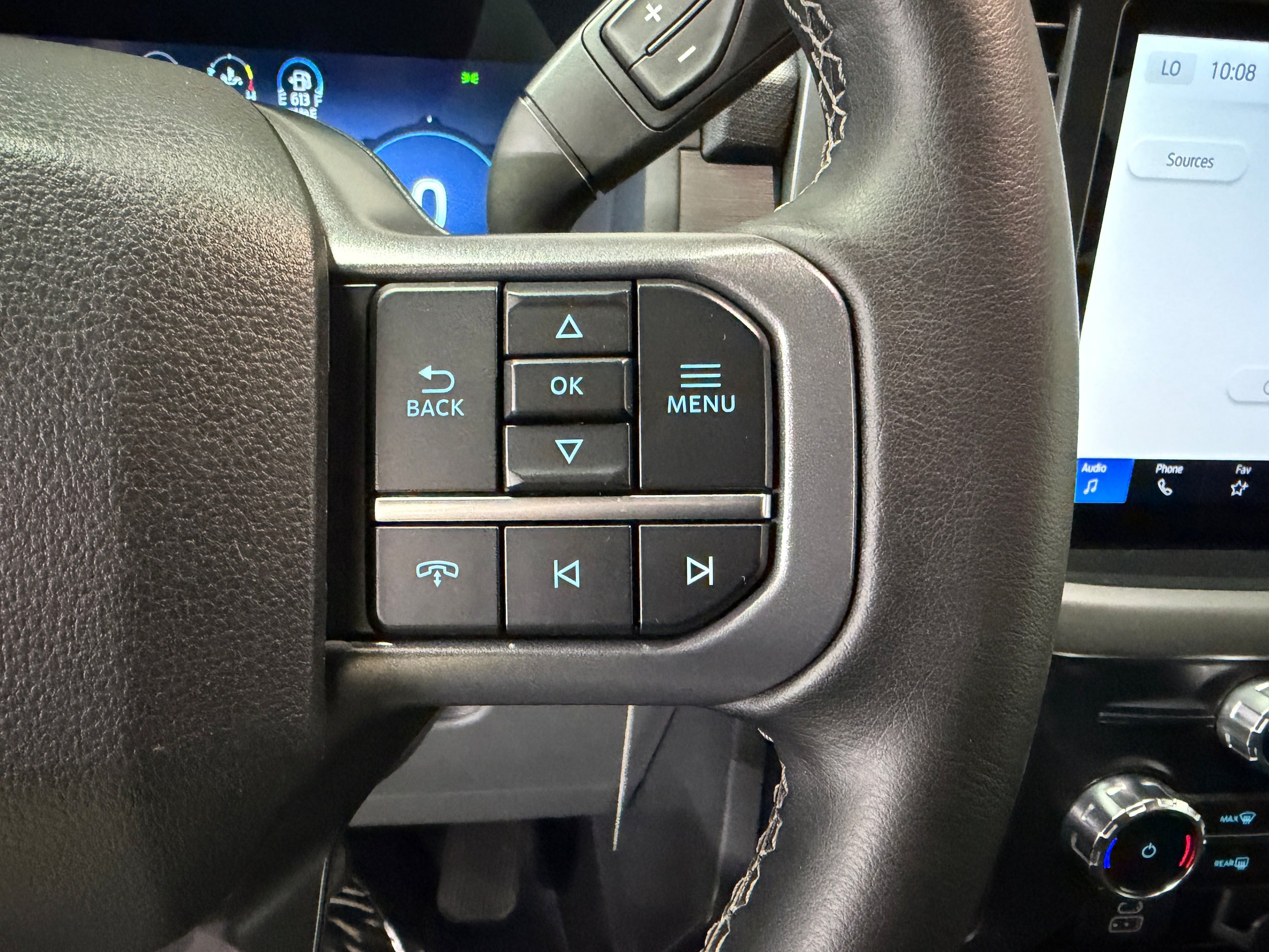 Certified 2025 Ford F150 XLT w/ Equipment Group 301A Standard AWD/4WD image 19