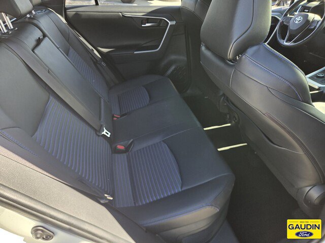 Used 2019 Toyota RAV4 XSE AWD/4WD image 15