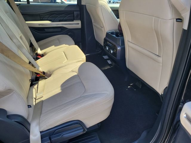 Certified 2023 Ford Expedition Platinum AWD/4WD image 22
