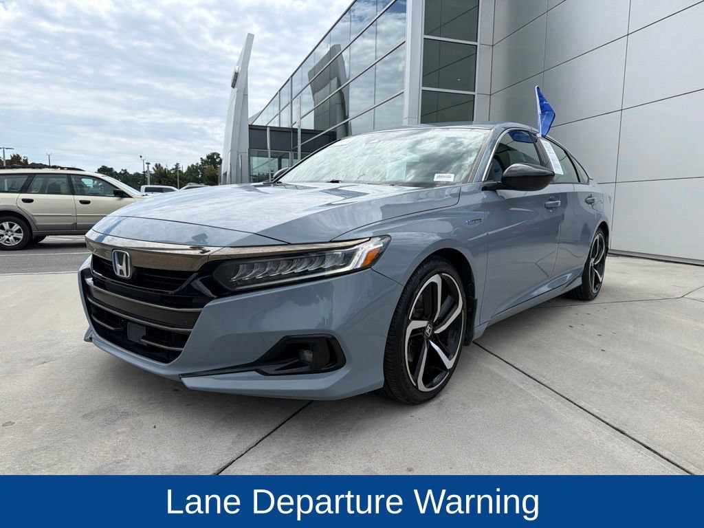 Used 2022 Honda Accord Sport image 3