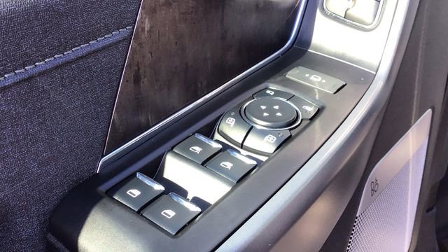 Certified 2023 Ford F250 Lariat w/ Tremor Off-Road Package image 23